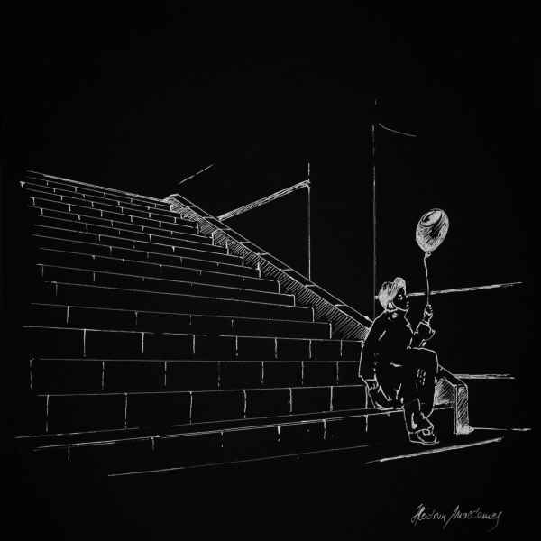 sa 15 Heidrun MalComes CHILD WITH BALLON